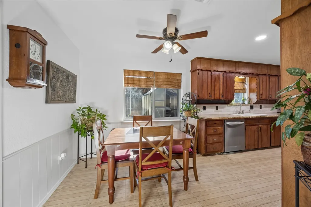 2104 Westlake Drive Plano TX 75075