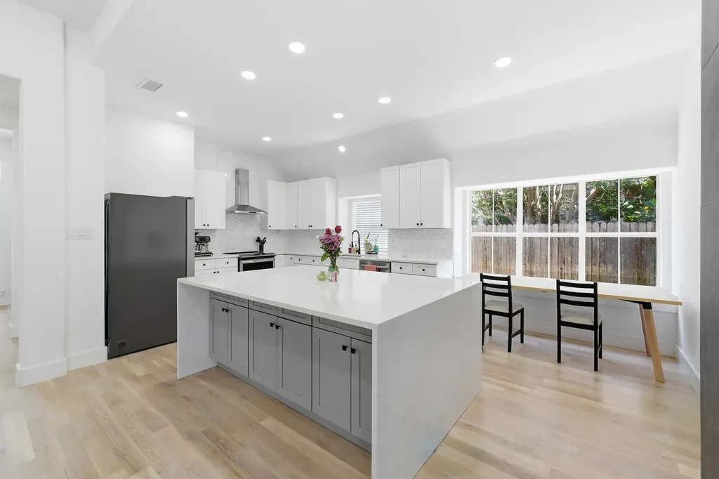 3528 Cottonwood Springs Drive The Colony TX 75056