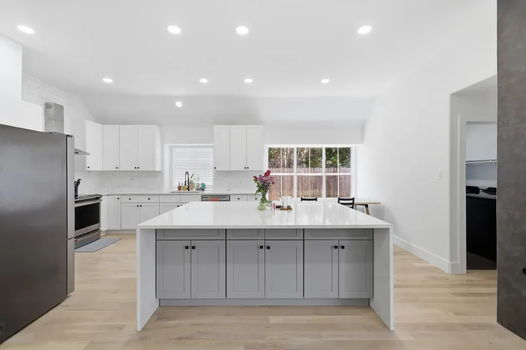 3528 Cottonwood Springs Drive The Colony TX 75056