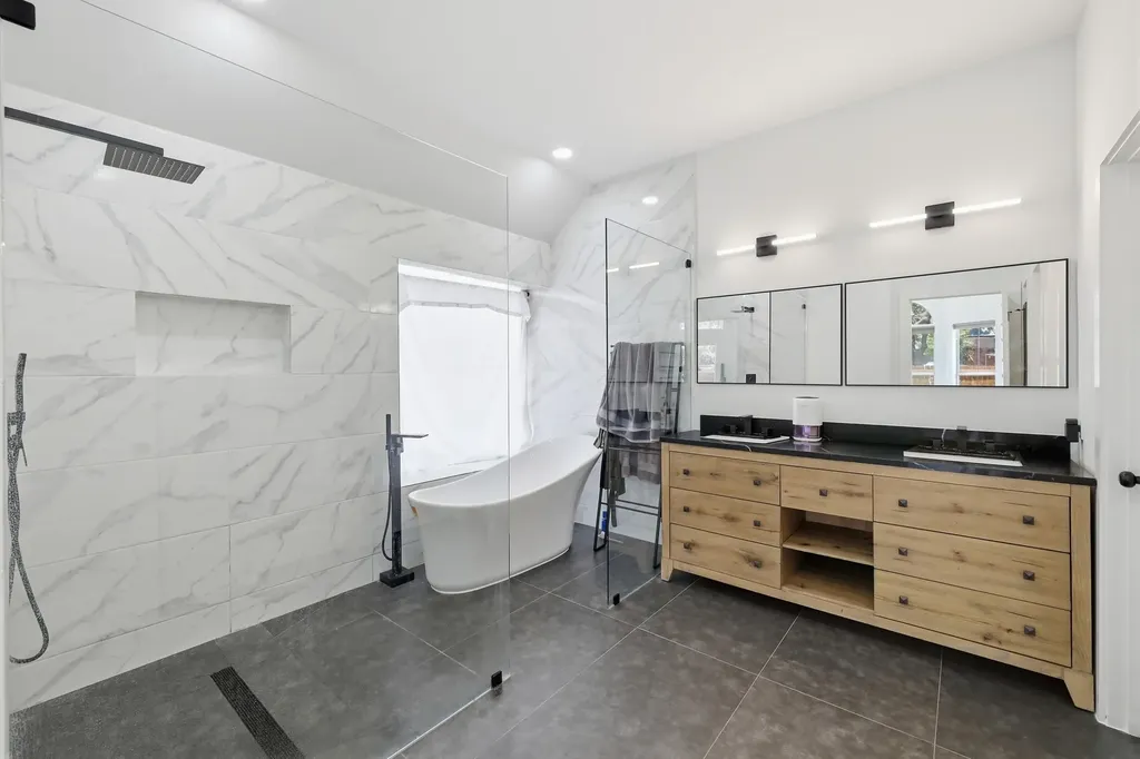 3528 Cottonwood Springs Drive The Colony TX 75056