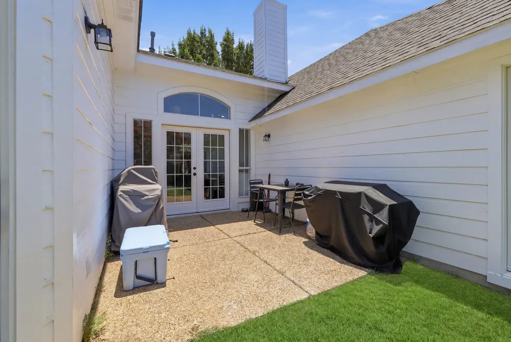 3528 Cottonwood Springs Drive The Colony TX 75056