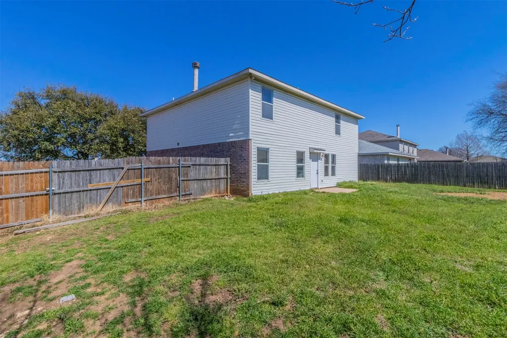 3883 Steeplechase Drive Fort Worth TX 76123