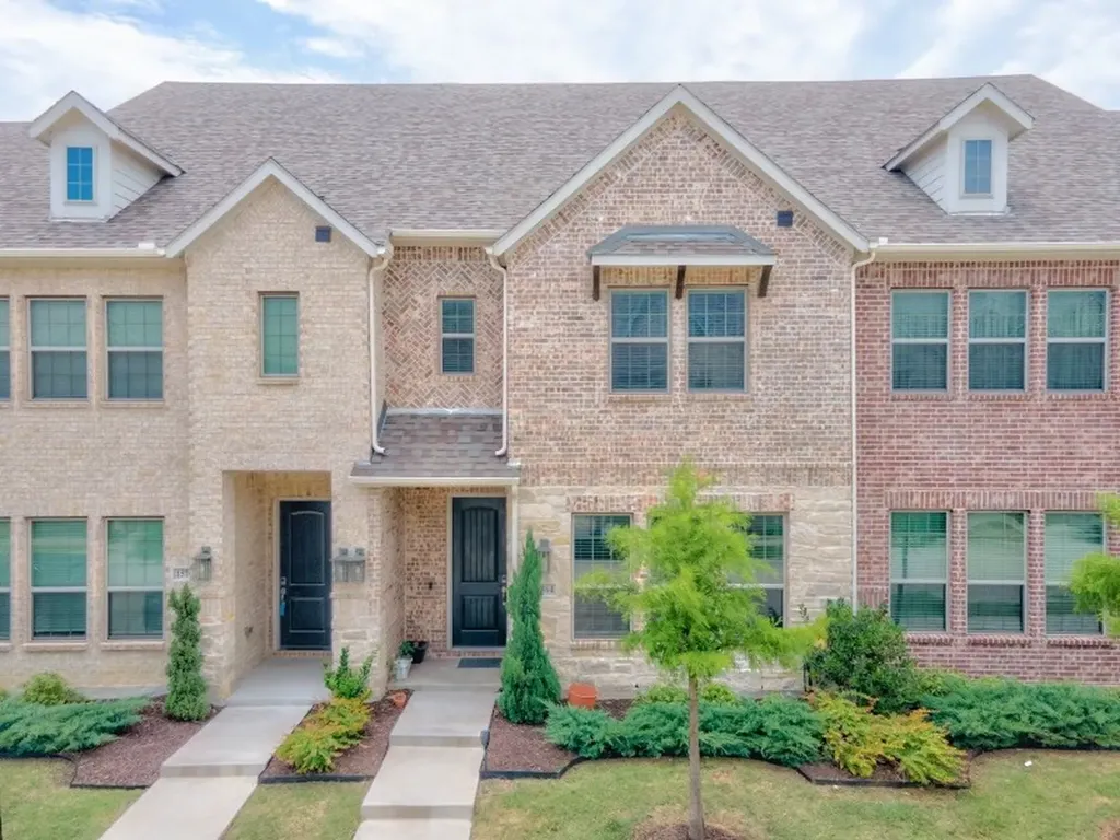 1564 Windermere Way Farmers Branch TX 75234