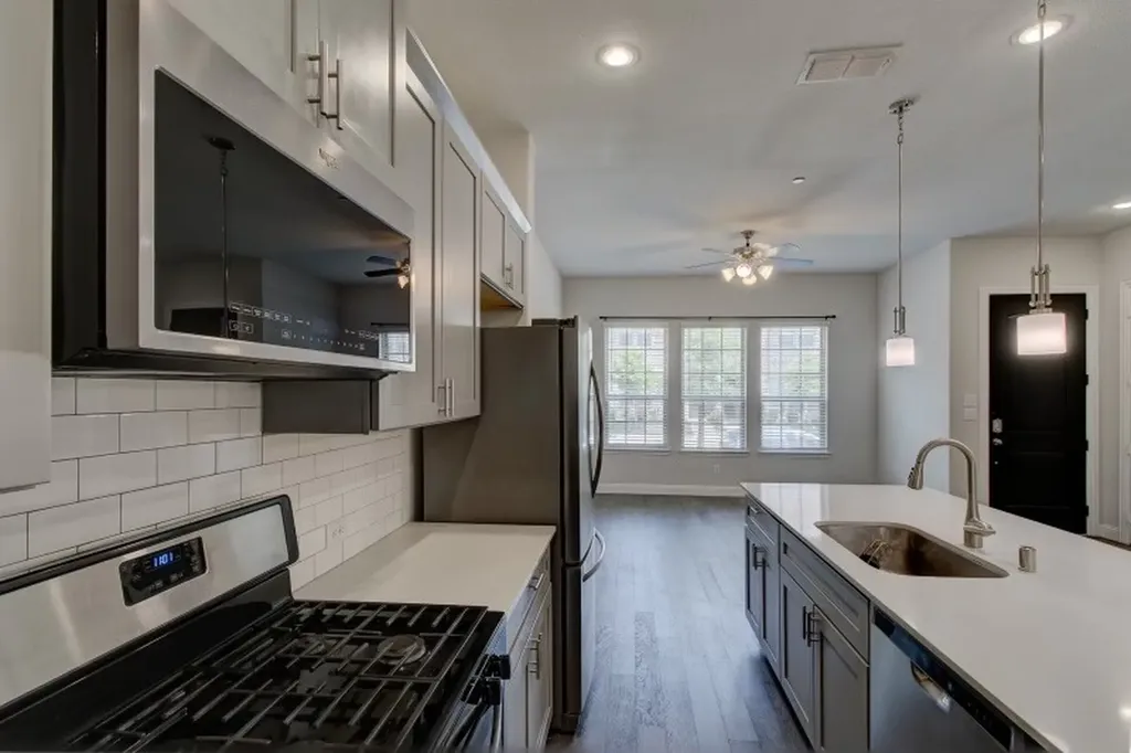 1564 Windermere Way Farmers Branch TX 75234