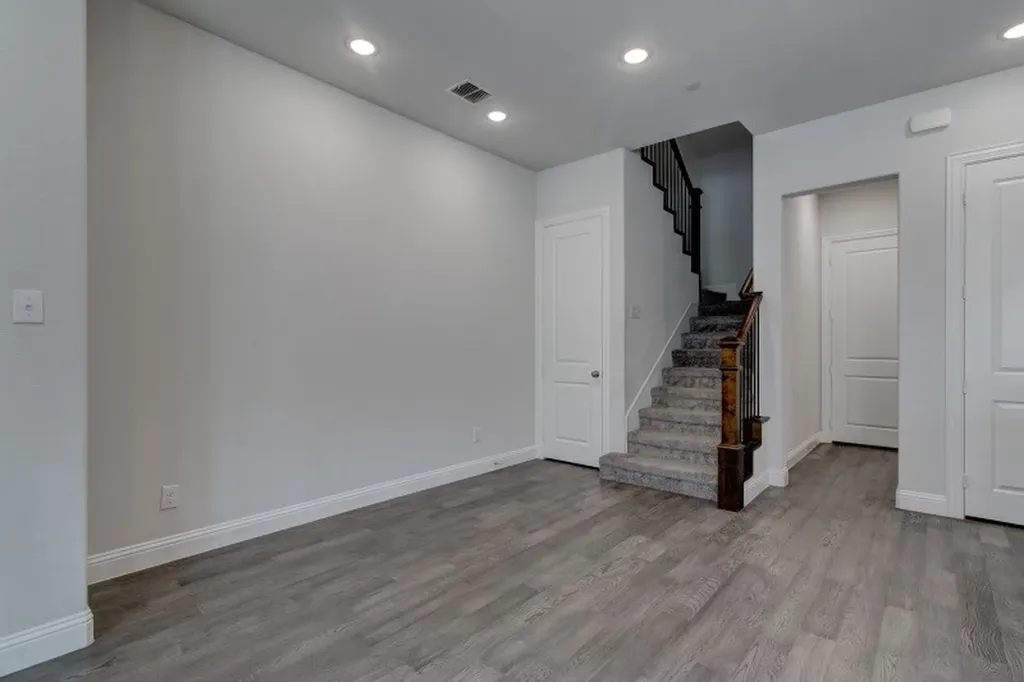1564 Windermere Way Farmers Branch TX 75234