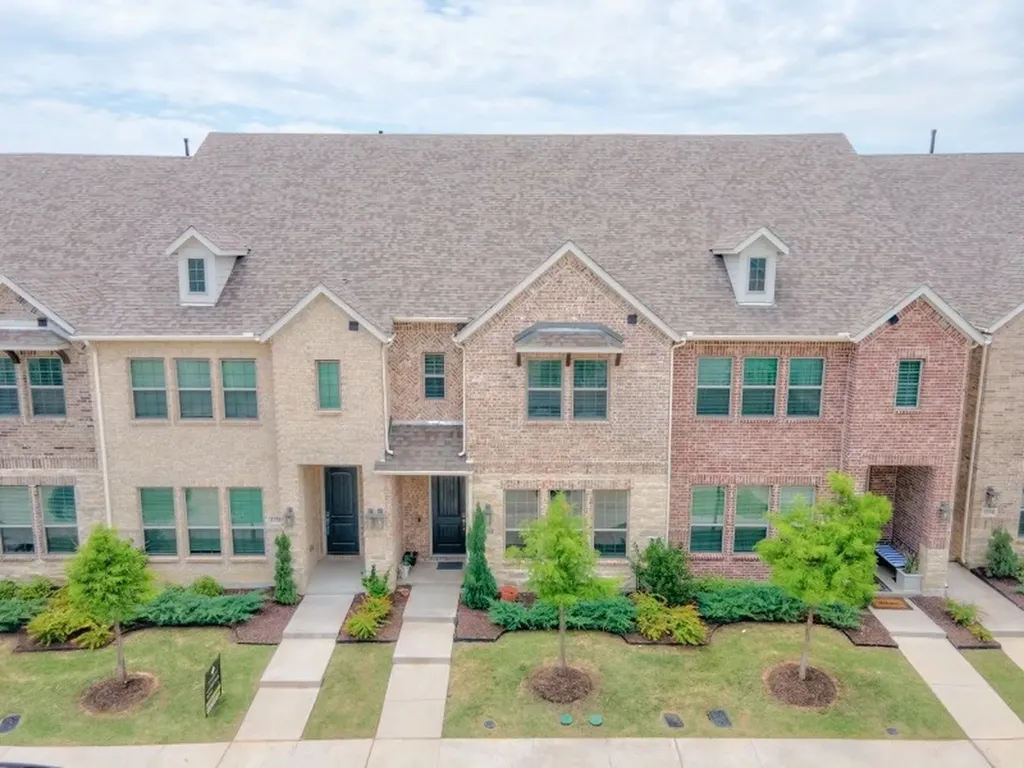 1564 Windermere Way Farmers Branch TX 75234