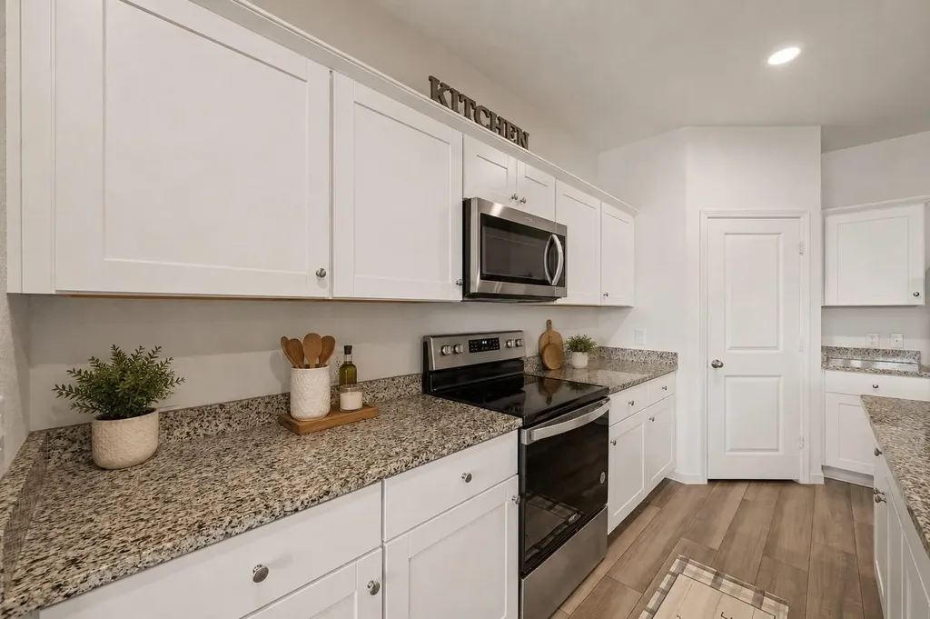 8 Glen Crossings Road Edgecliff Village TX 76134
