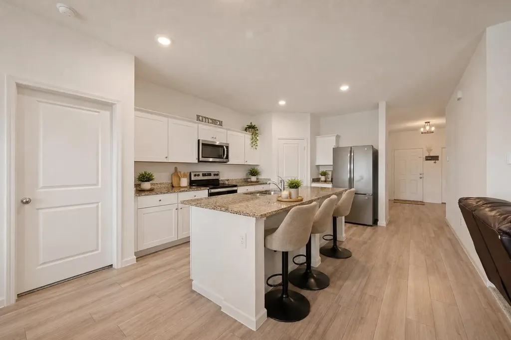 8 Glen Crossings Road Edgecliff Village TX 76134
