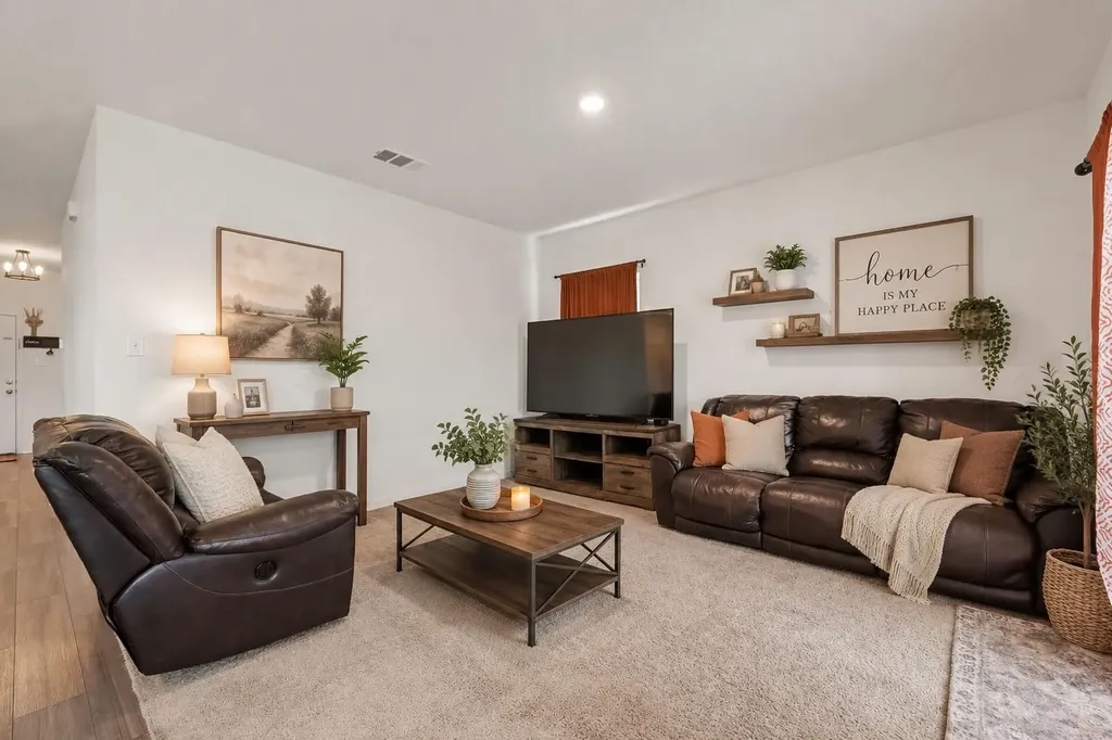 8 Glen Crossings Road Edgecliff Village TX 76134