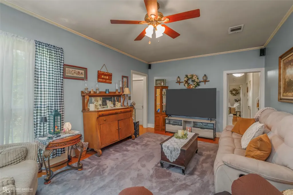 707 Lewisville Road Minden LA 71055