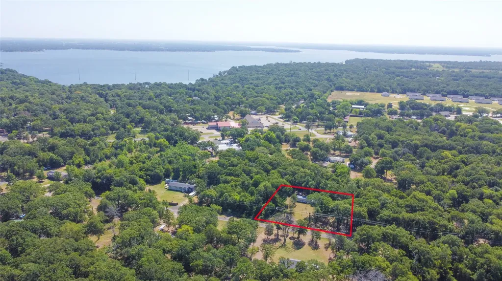 801 County Road 2406 Tool TX 75143