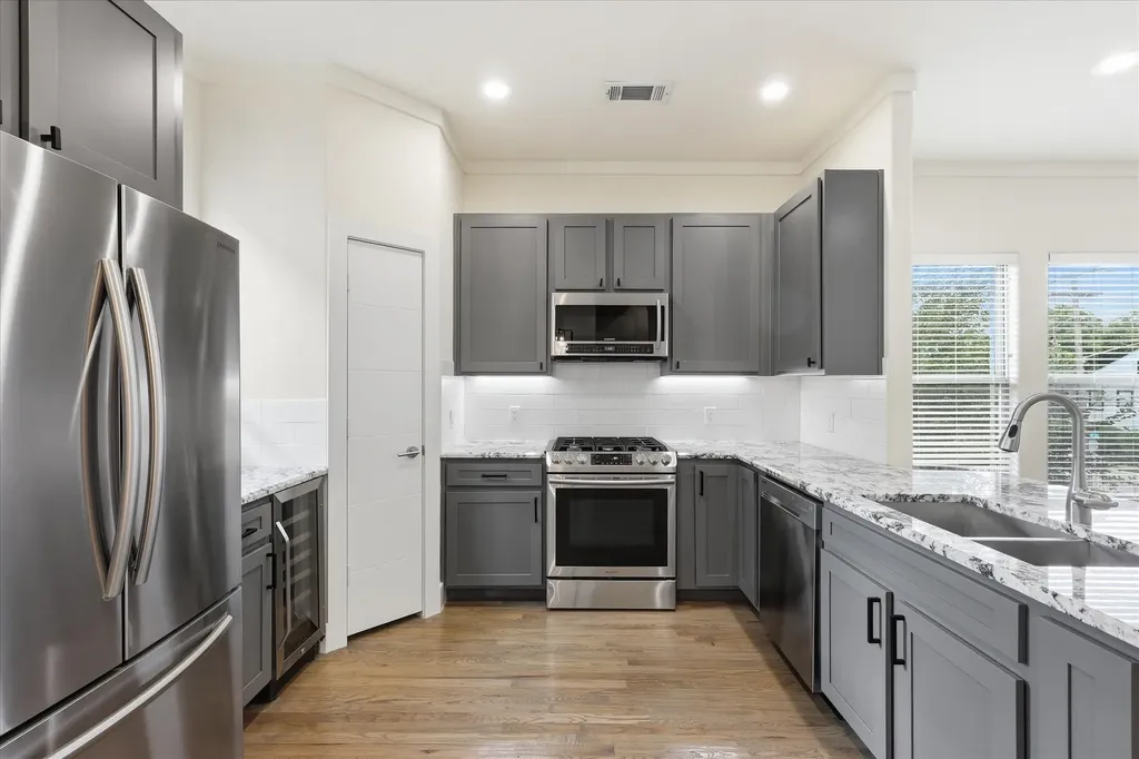5905 Ross Avenue Dallas TX 75206