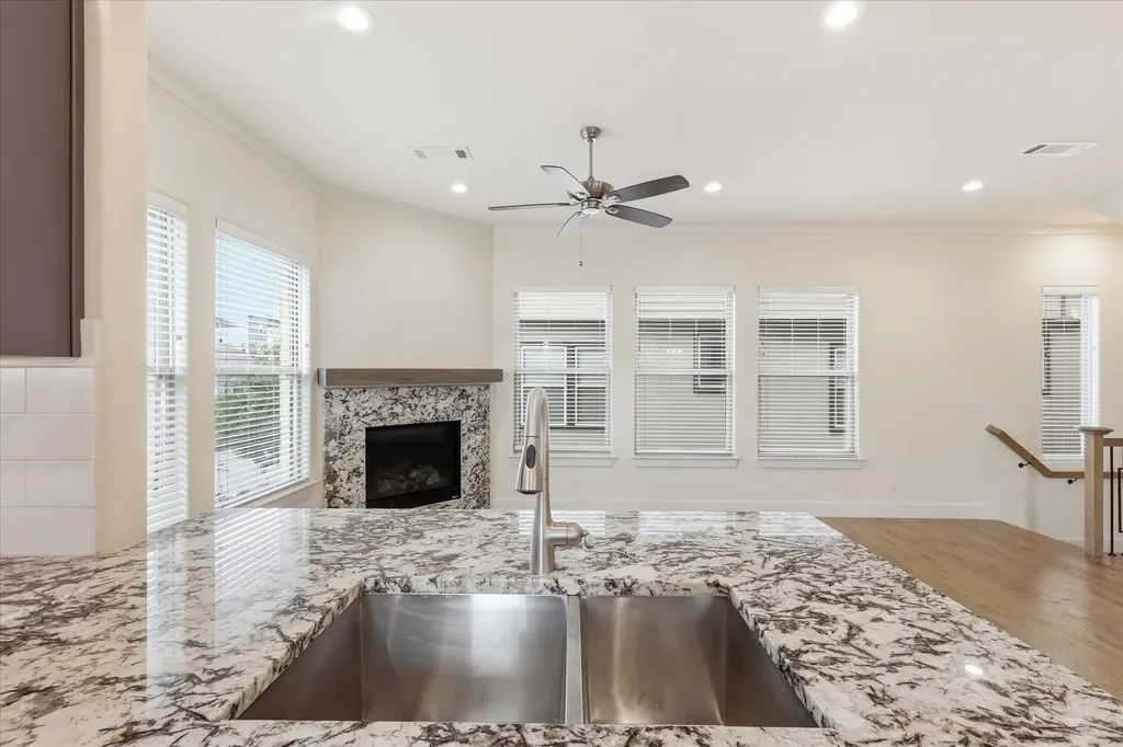 5905 Ross Avenue Dallas TX 75206