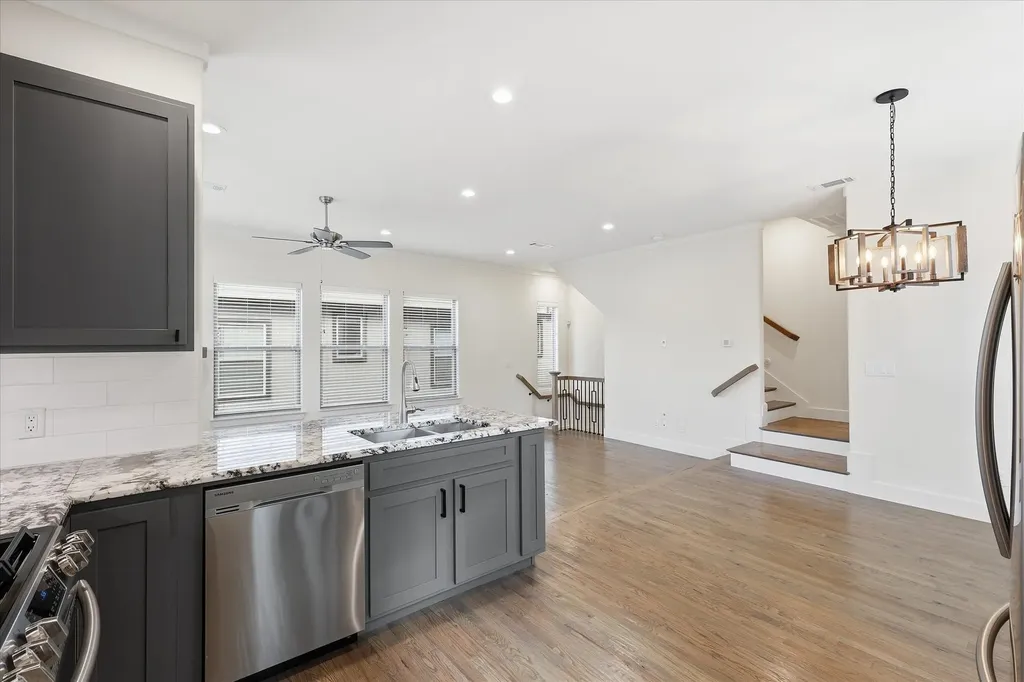 5905 Ross Avenue Dallas TX 75206