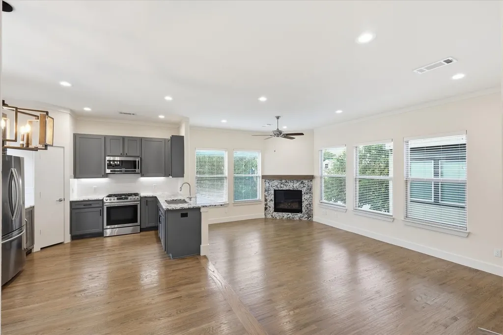 5905 Ross Avenue Dallas TX 75206