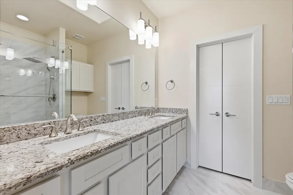 5905 Ross Avenue Dallas TX 75206