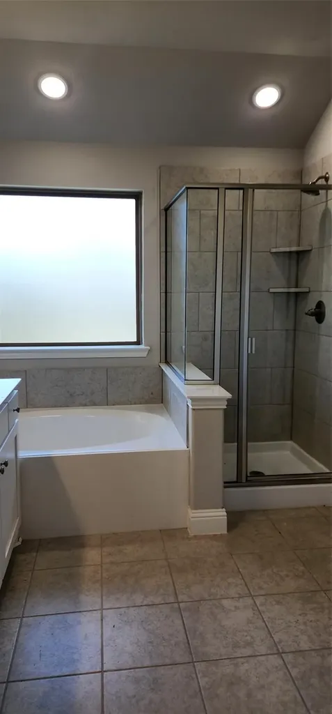 702 Amber Greenville TX 75042