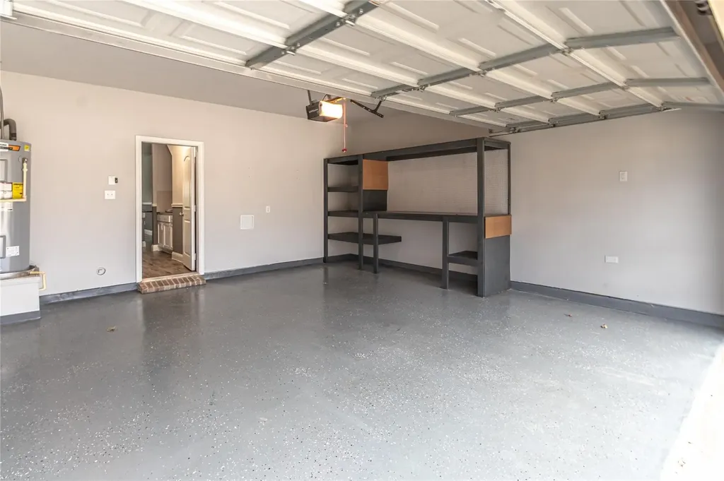 702 Amber Greenville TX 75042