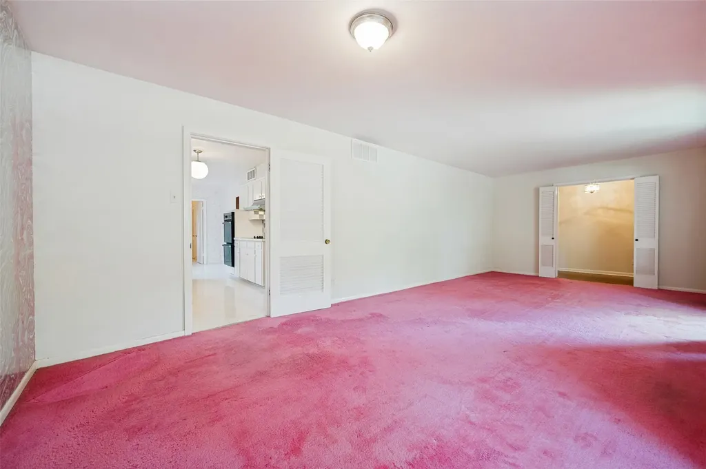 925 Knott Place Dallas TX 75208