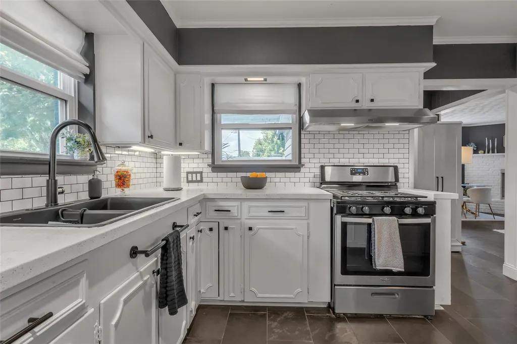 1211 Cascade Avenue Dallas TX 75224