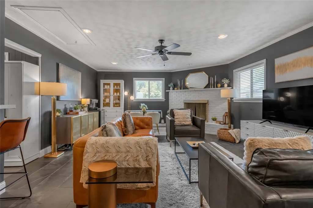 1211 Cascade Avenue Dallas TX 75224