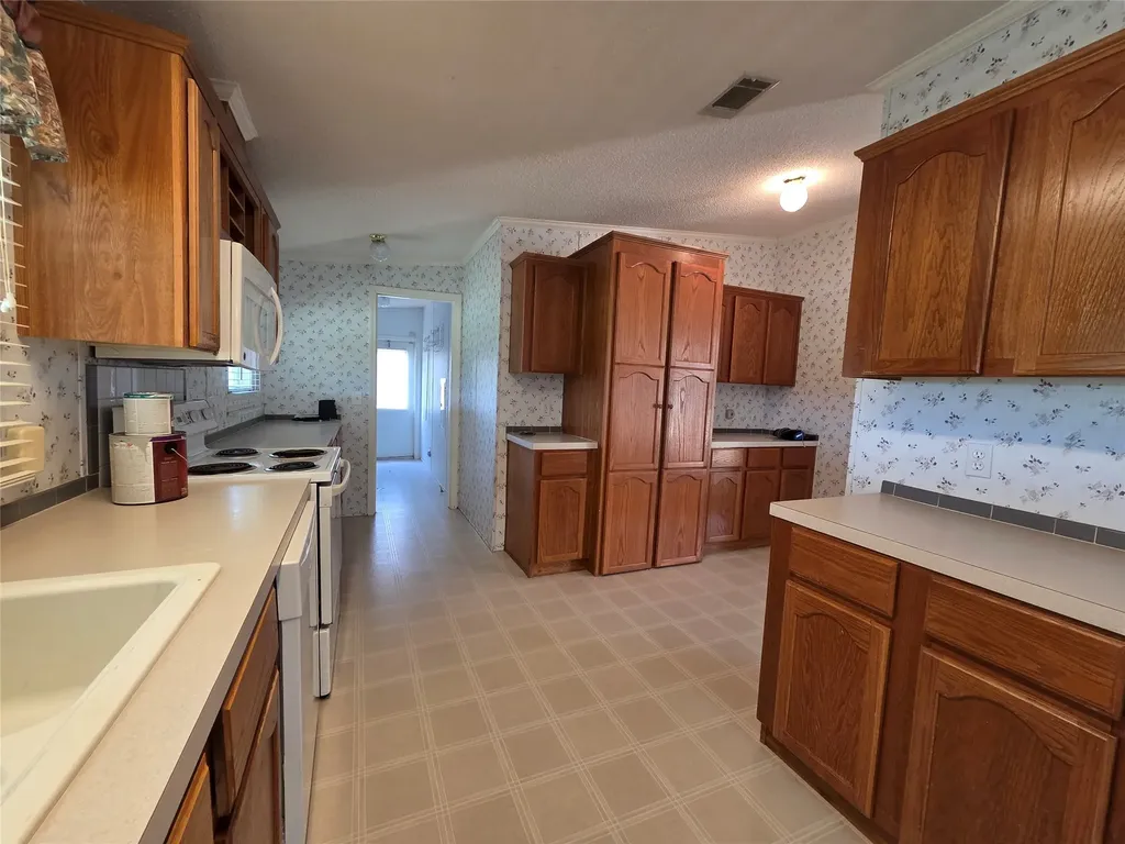 476 Vz County Road 1216 Grand Saline TX 75140