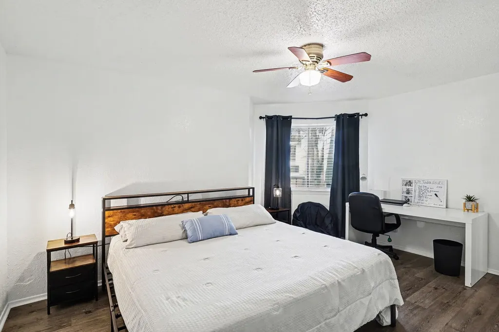 2304 Balsam Drive Arlington TX 76006