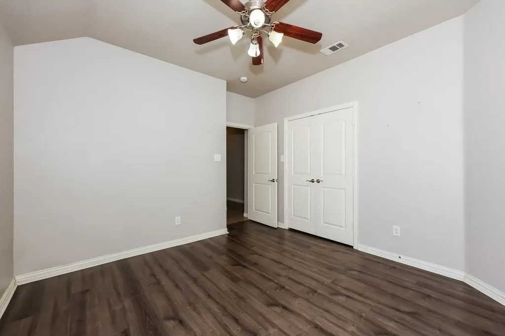 207 Rawhide Street Waxahachie TX 75165