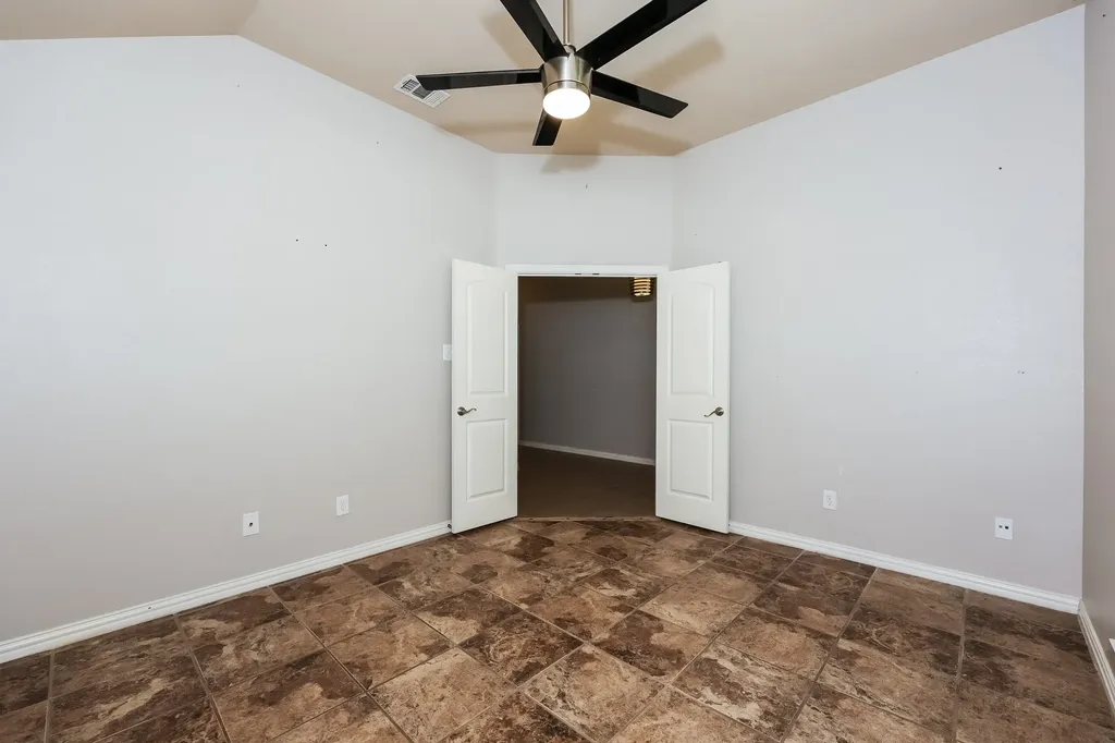 207 Rawhide Street Waxahachie TX 75165