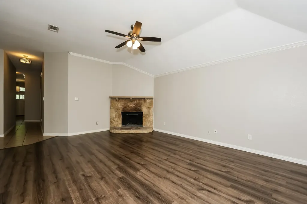 207 Rawhide Street Waxahachie TX 75165