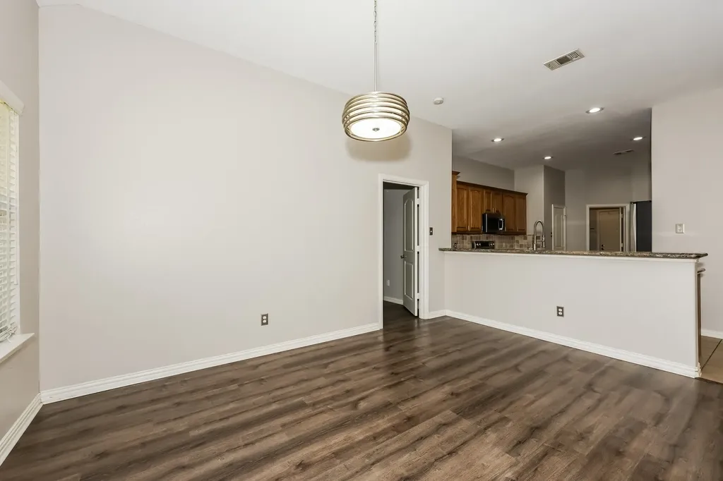 207 Rawhide Street Waxahachie TX 75165