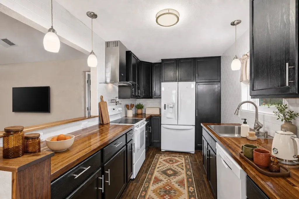 6572 Ridglea Drive Watauga TX 76148