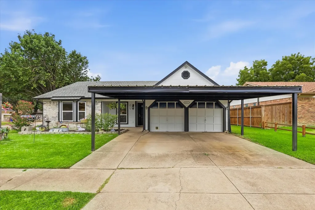6572 Ridglea Drive Watauga TX 76148