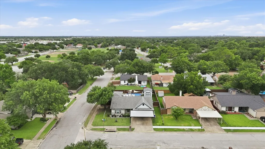 6572 Ridglea Drive Watauga TX 76148