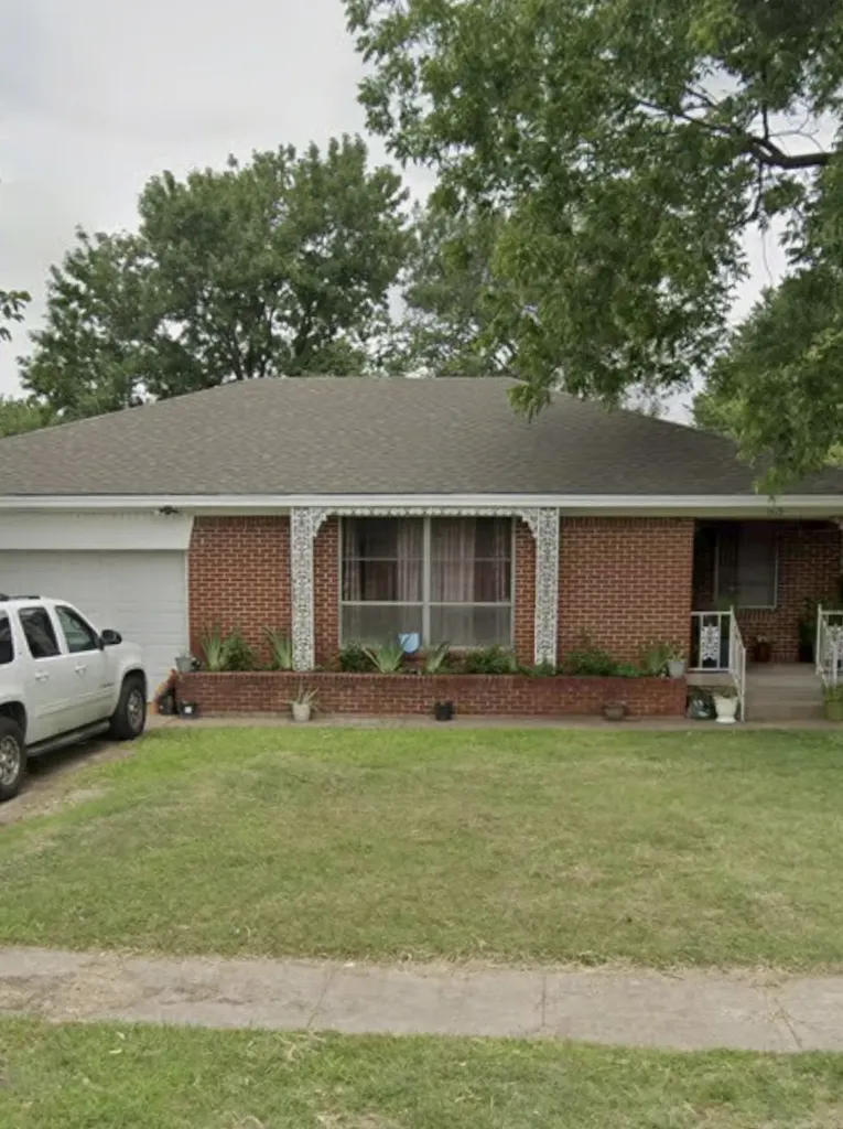 1415 Gillette Street Dallas TX 75217