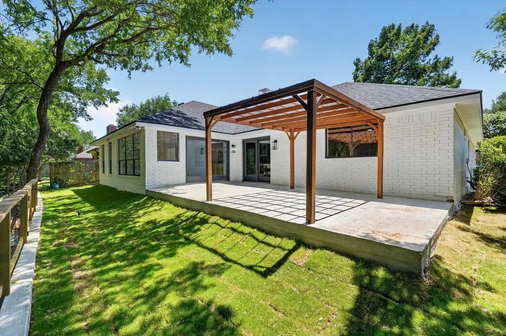 3913 Scott Drive Rowlett TX 75088
