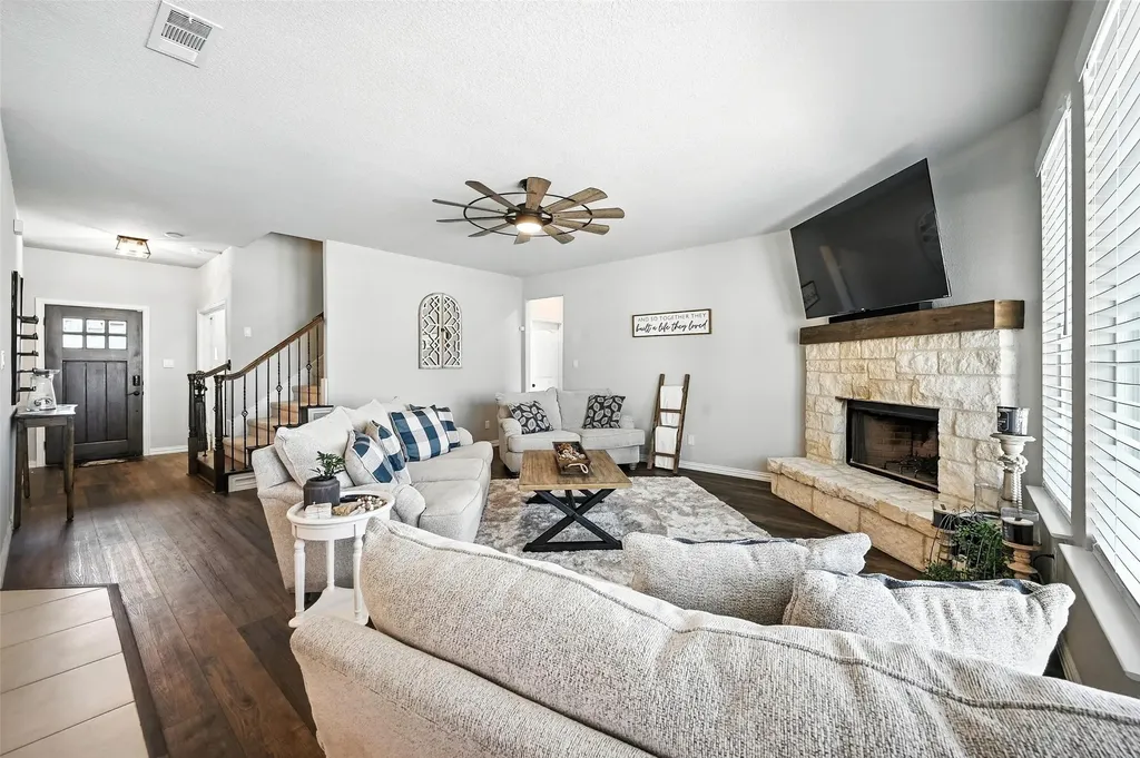 136 Meadow Vista Drive Rhome TX 76078