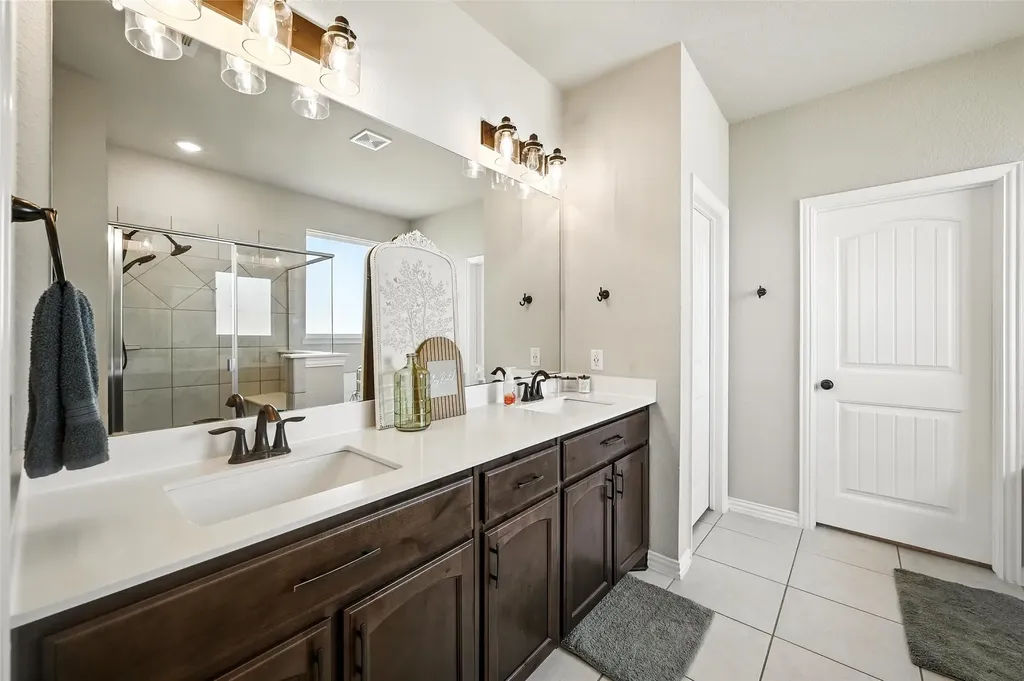 136 Meadow Vista Drive Rhome TX 76078