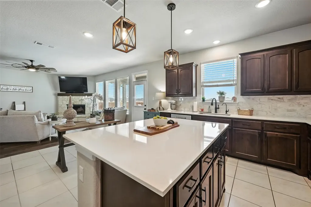 136 Meadow Vista Drive Rhome TX 76078
