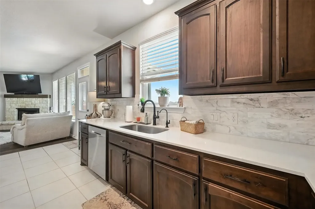 136 Meadow Vista Drive Rhome TX 76078