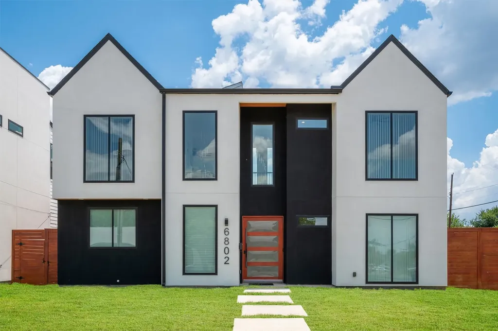6802 Lockheed Avenue Dallas TX 75209