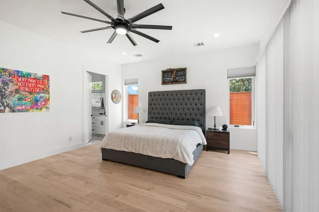 6802 Lockheed Avenue Dallas TX 75209