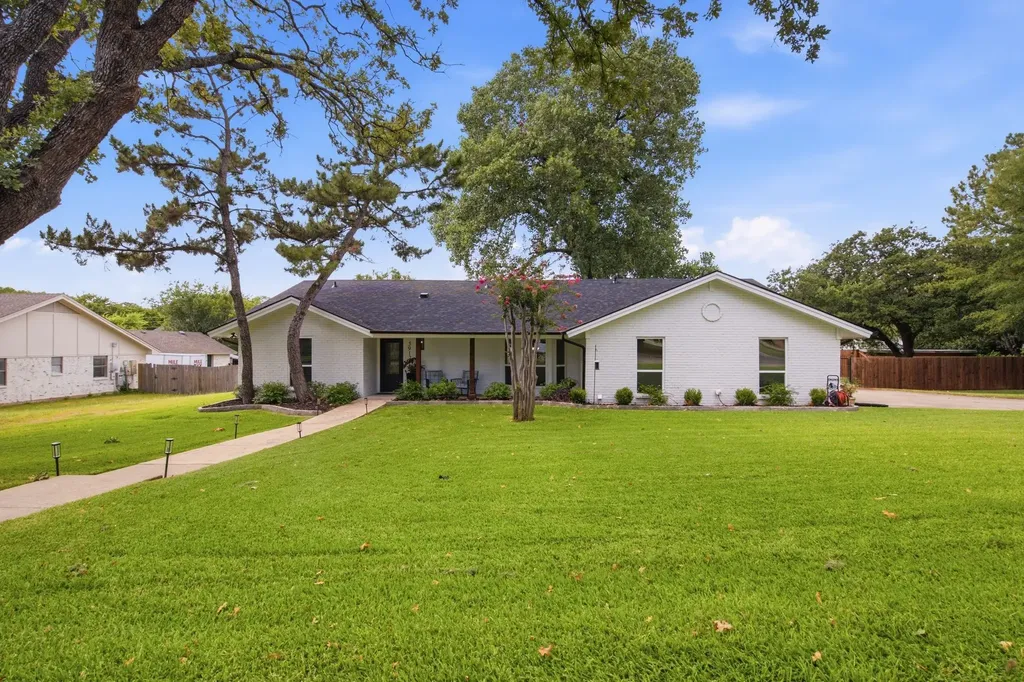 5912 Quails Path Colleyville TX 76034