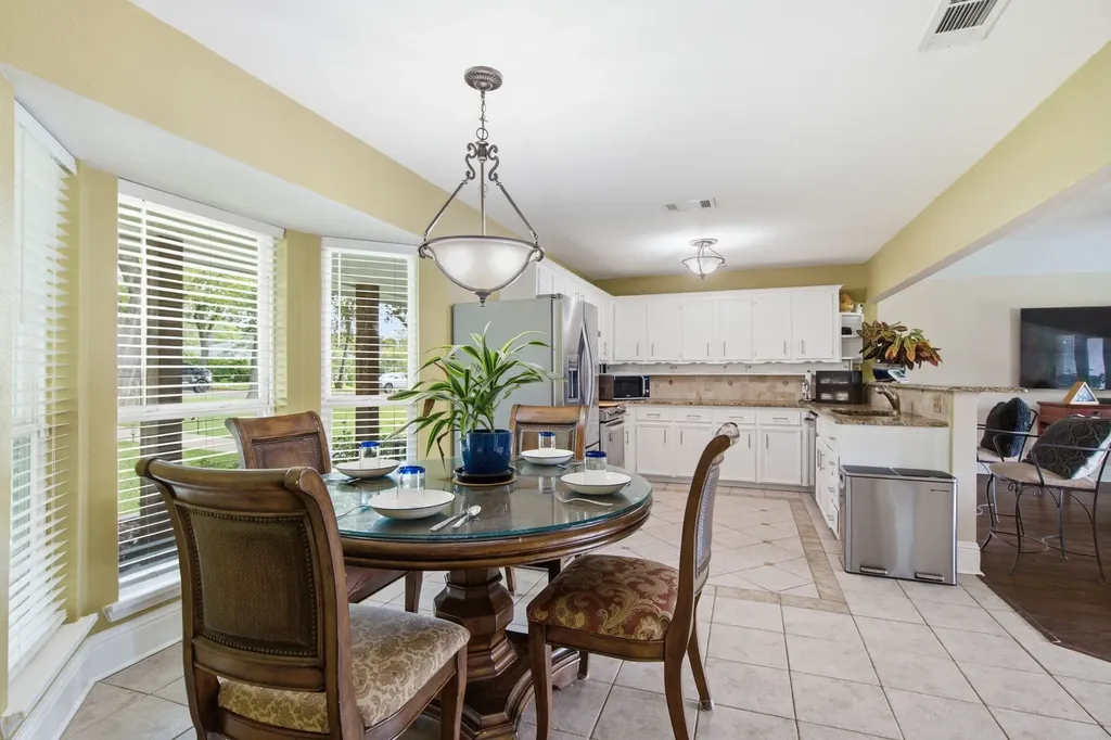 5912 Quails Path Colleyville TX 76034