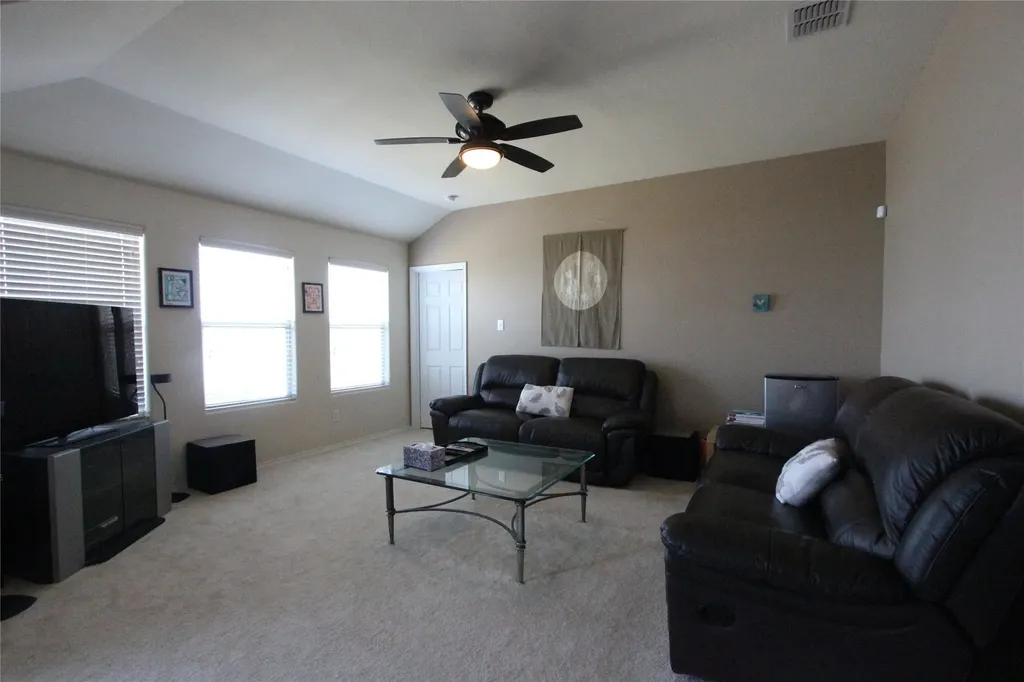 1810 Bayfront Drive Dallas TX 75051