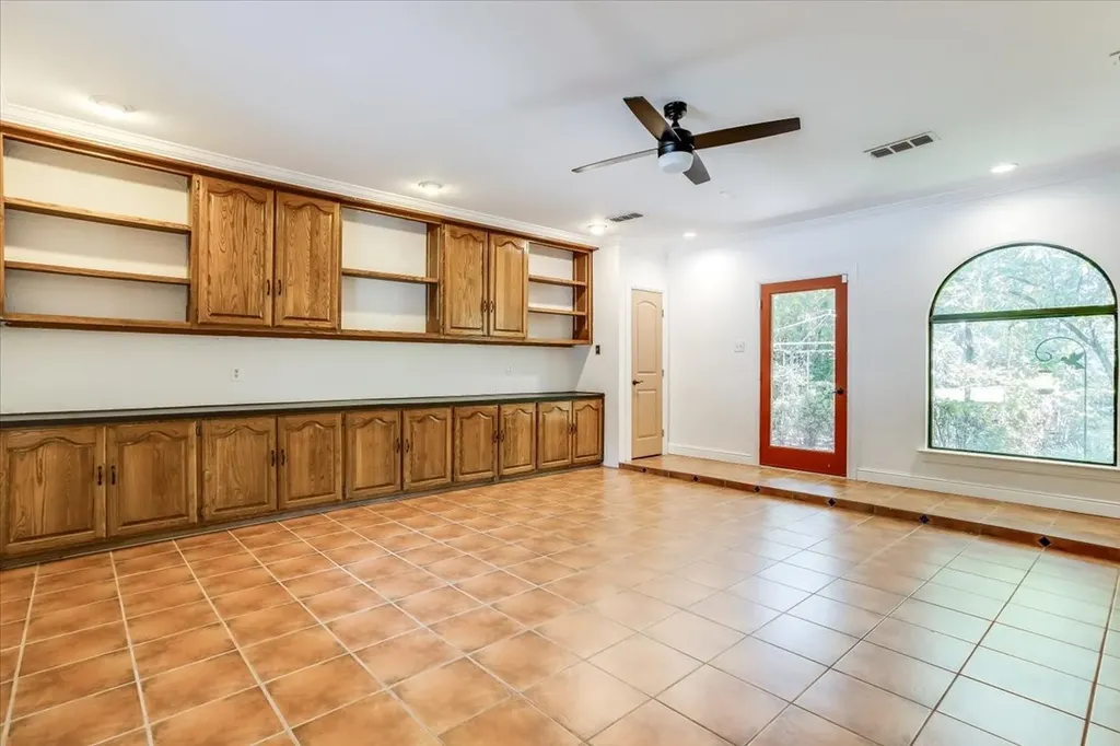 2105 Emerson Lane Denton TX 76209