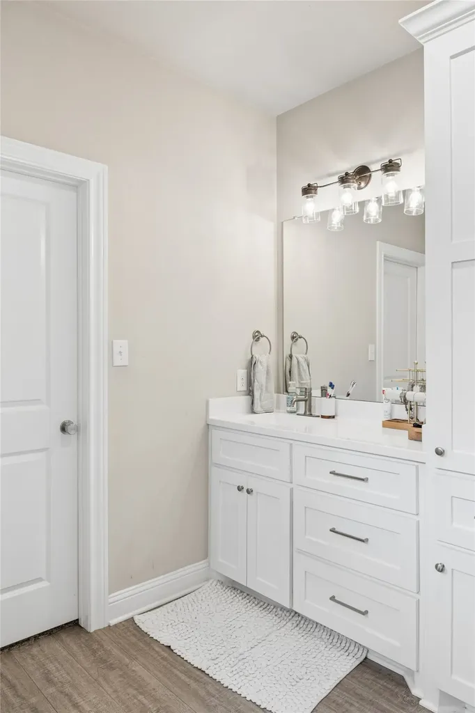 132 Swan Lake Waco TX 76708