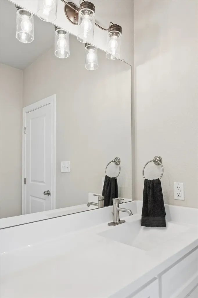 132 Swan Lake Waco TX 76708