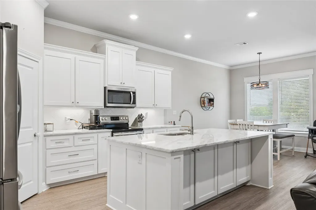 132 Swan Lake Waco TX 76708