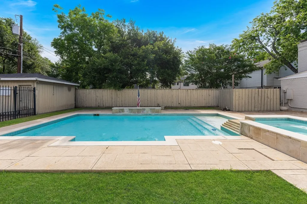 4524 Mockingbird Lane University Park TX 75205